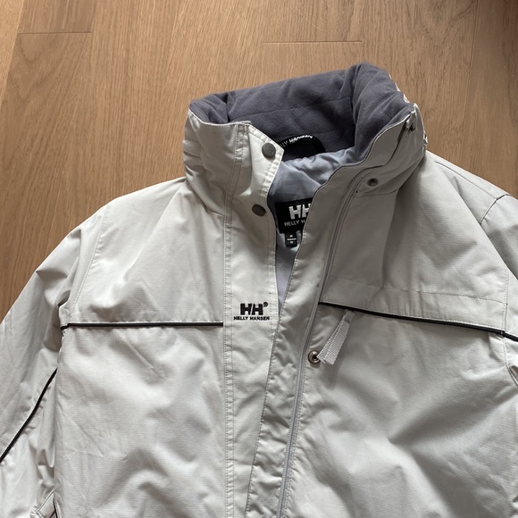 Helly Hansen Jackets & Blazers - Helly Hansen Ski/ snowboard Jacket - woman’s